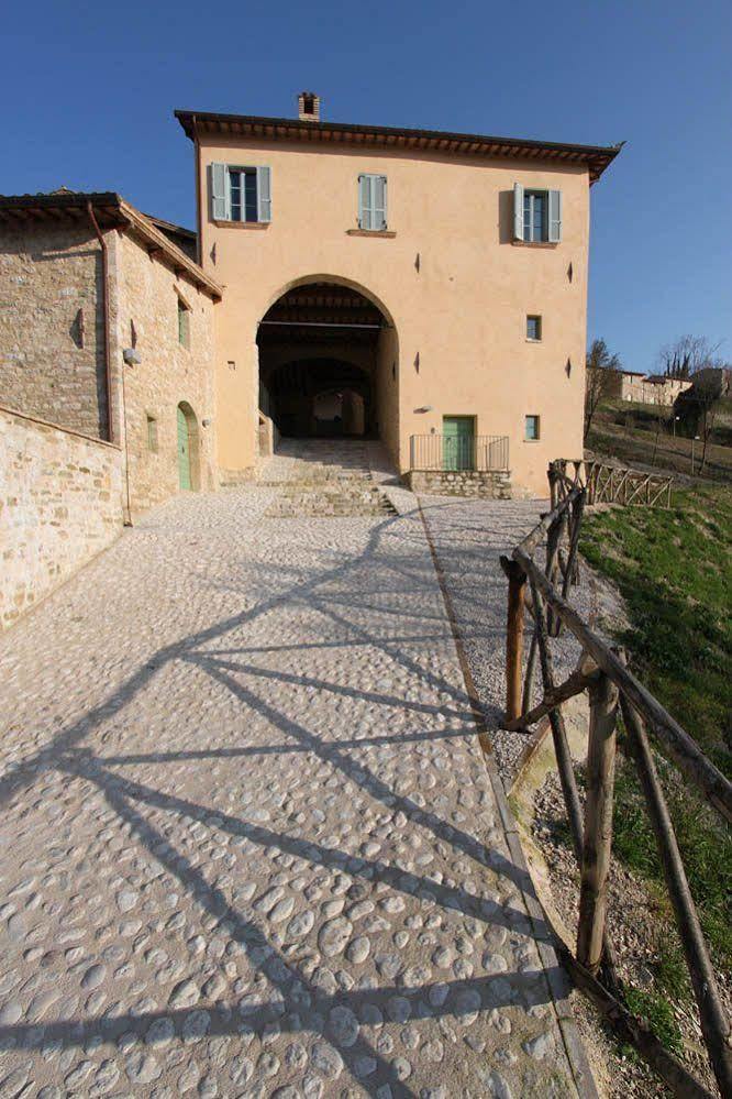 Borgo Di Gallano Valtopina Luaran gambar