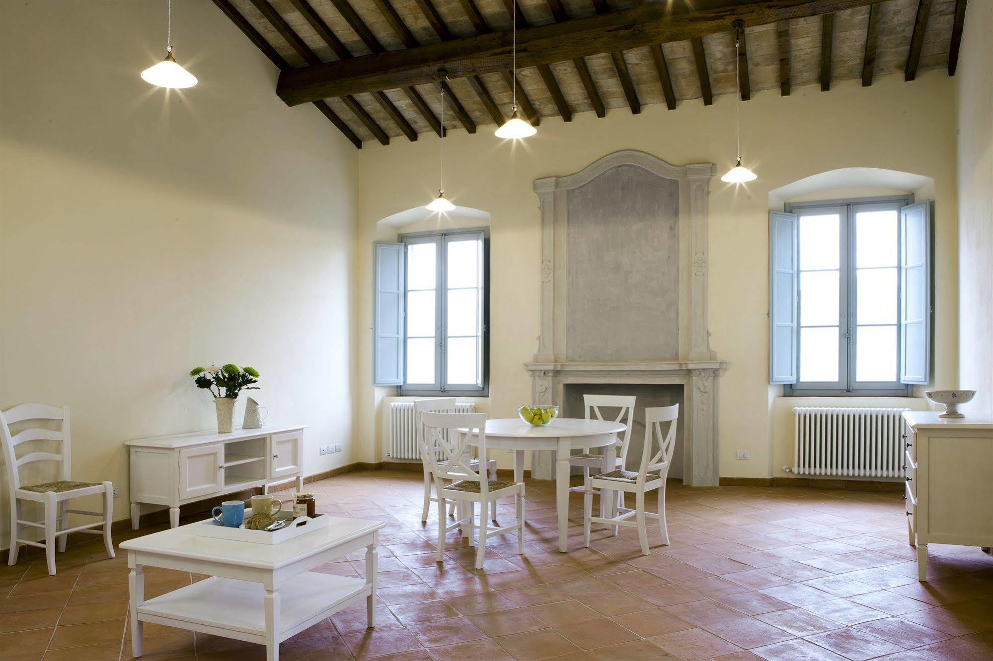 Borgo Di Gallano Valtopina Luaran gambar